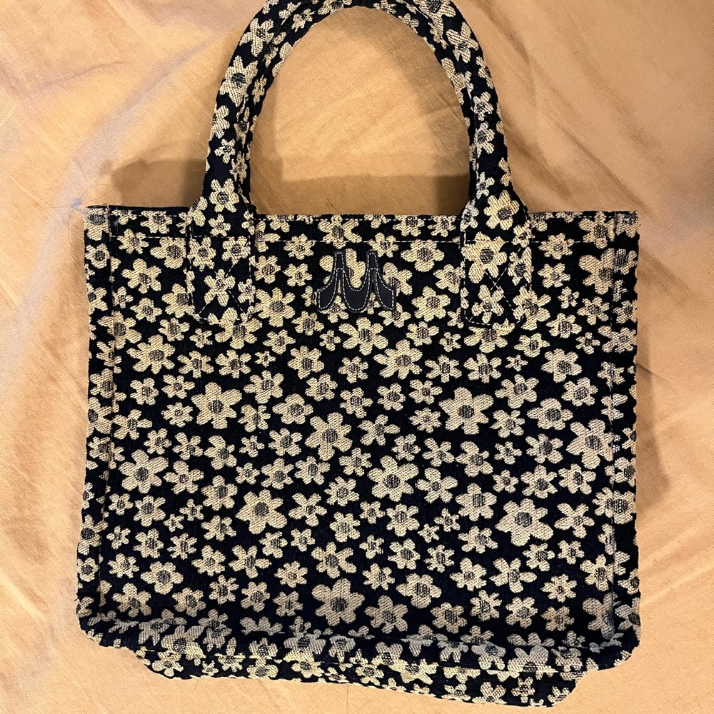 Maguire Dalia Hand Bag